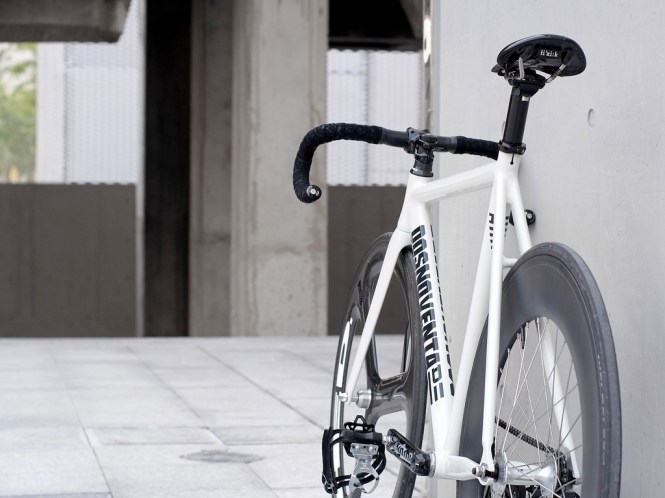 13896766848_e24b770731_b