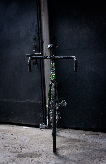 9893364465_2915d5821c_z