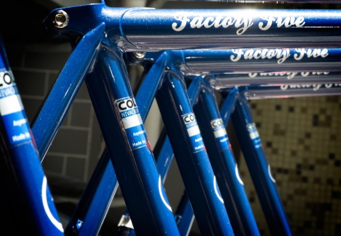 F5PistaBlue288c04-1024x711