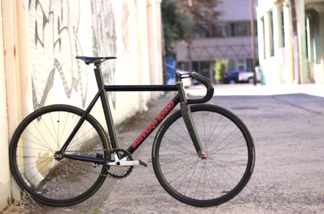 jeff-stanride-bike-2-749x495